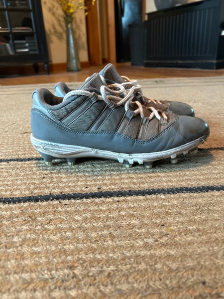 Jordan 11 cleats