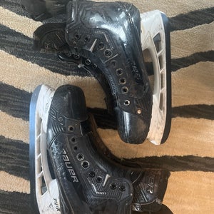 Bauer Supreme Mach Hockey Skates  Pro Stock 7.5 (Used)