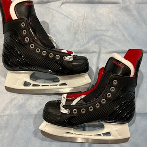 Intermediate Bauer Vapor X350 Hockey Skates Regular Width Size 4 (New)