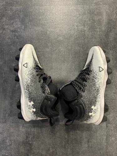 Under Armour Spotlight Franchise 2.0 Football Cleats | Size 5.5