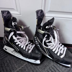 CCM AS-V Senior Hockey Skates 7 (Used)