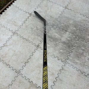 Senior CCM AS-VI PRO Left Hand Hockey Stick P28 Pro Stock (Used)