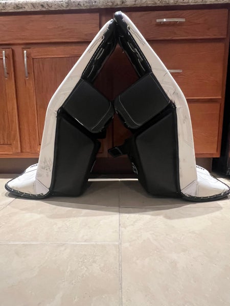Large  Bauer MACH Goalie Leg Pads (Used)