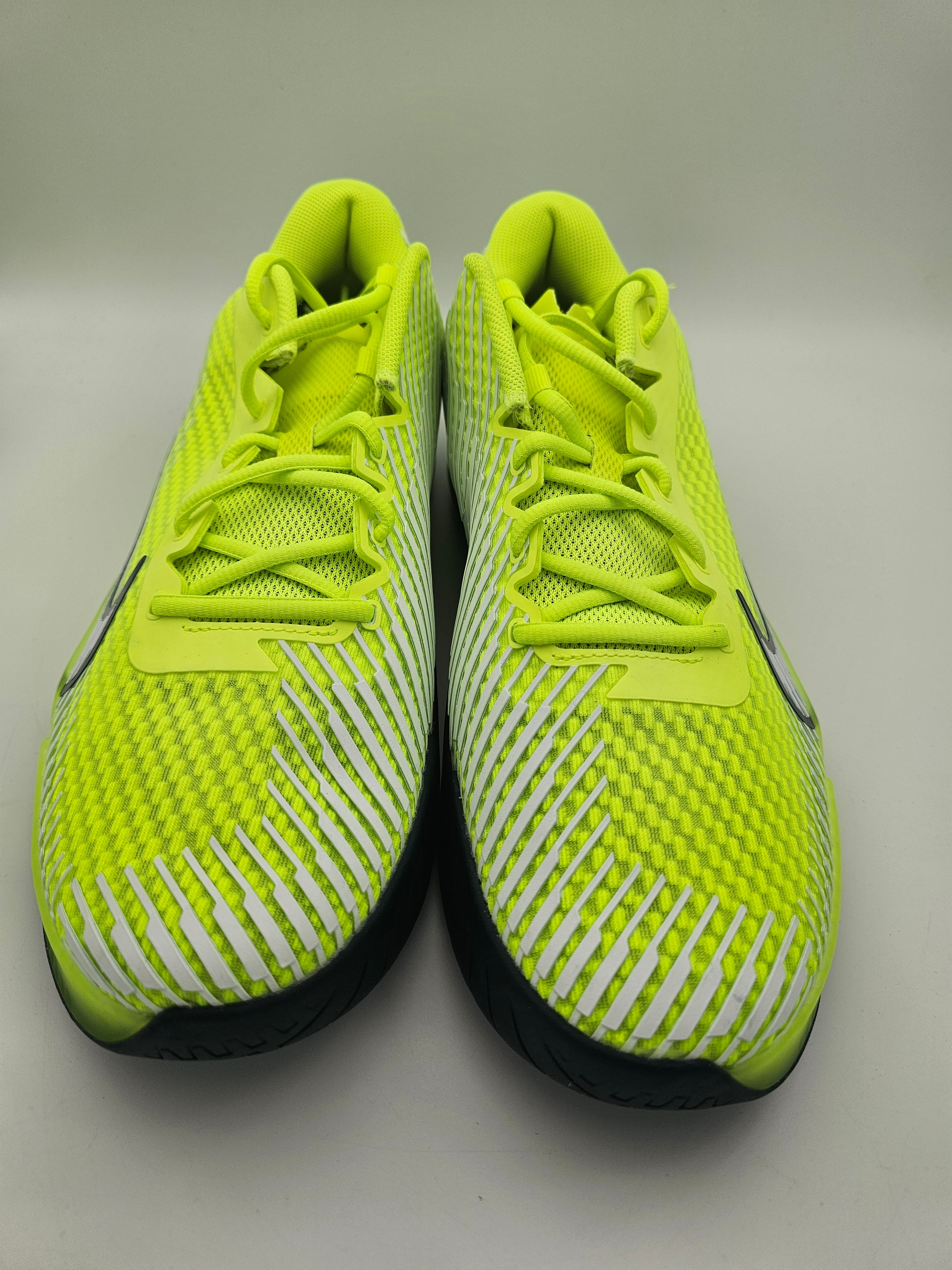 nike volt tennis shoes