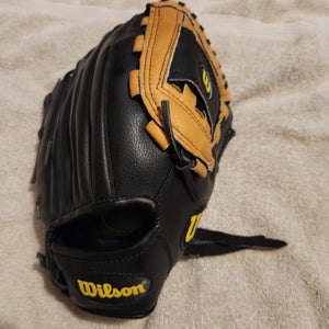 Wilson Right Hand Throw A360 Baseball Glove 12" (Used)