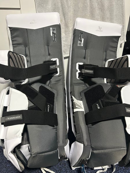 Bauer GSX Goalie Leg Pads Senior Small White BNWT