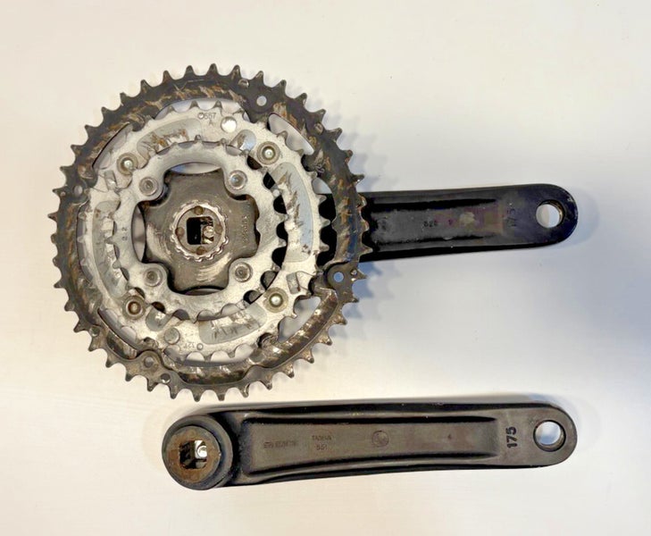 SR Suntour PFF 175mm 44/32/22 Black Aluminum Triple Crankset Steel Chainrings