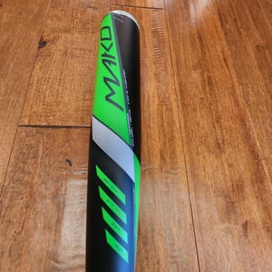 Easton Mako BBCOR Certified Bat (-3) Hybrid 30 oz 33"