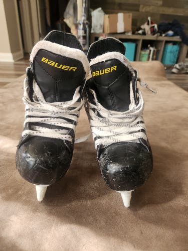 Bauer Supreme S140 Hockey Skates Regular Width (Used)