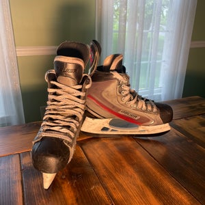 Bauer Vapor X7.0 Hockey Skates with Step Steel Blacksteel Regular Width 9.5 (Used)