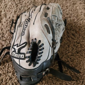 Mizuno Right Hand Throw Prospect Power Close Baseball Glove 10.5" Game Ready
