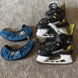 Bauer Supreme Hockey Skates Regular Width Size 1.5 (Used)