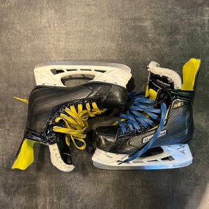 Youth Bauer XLP Hockey Skates Regular Width 11 (Used)