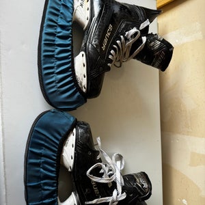 Bauer Supreme Mach Hockey Skates Regular Width Pro Stock 7 (Used)