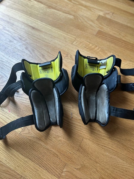 Warrior Ritual X2 Goalie Knee Guards - Junior (Used)