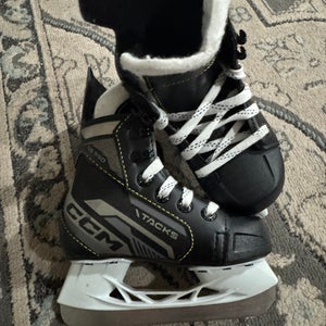 CCM Tacks Youth Skates