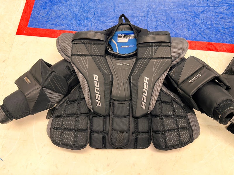 Medium  Bauer Elite Goalie Chest Protector (Used)