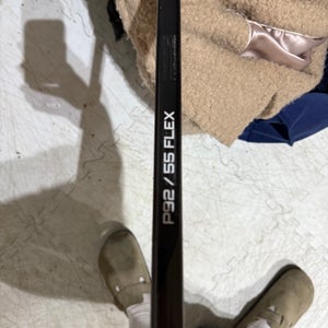Intermediate Bauer Vapor Hyperlite 2 Left Hand Hockey Stick P92 Pro Stock (Used)