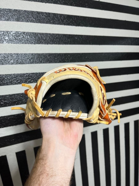 Wilson a2000 1789 11.5 baseball glove