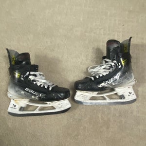 Bauer Vapor Hyperlite 2’s