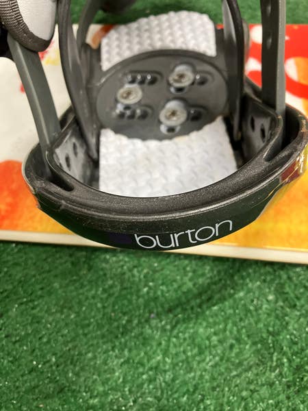 Womens Burton Feather 144cm Snowboard (Used) | SidelineSwap | Buy