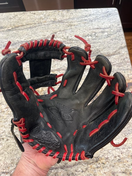Rawlings Right Hand Throw Infield SPL150FL Baseball Glove 11.5" (Used)
