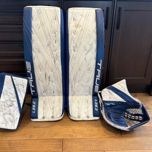 Pro Stock 35+1 True L20.2 Pro Goalie Pads & Gloves Full Set Samsonov