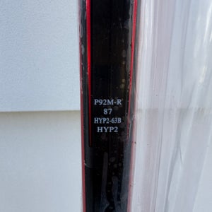 Senior Bauer Vapor Hyperlite 2 Right Handed Hockey Stick P92M (New)