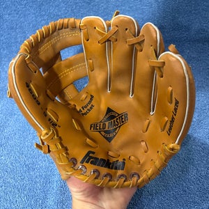 Franklin Right Hand Throw Fieldmaster Baseball Glove 9.5" (Used)