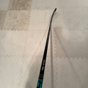 New Senior Bauer Twitch Left Handed P92 Hockey Stick