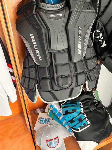 Medium  Bauer Elite Goalie Chest Protector (Used)