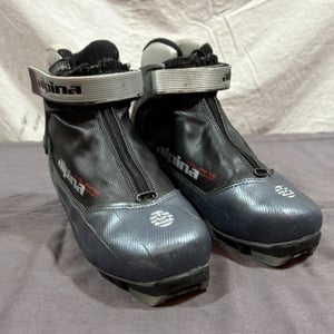 Alpina Touring Sport ST-30 NNN Cross Country Ski Boots EU 38 US Women's 7