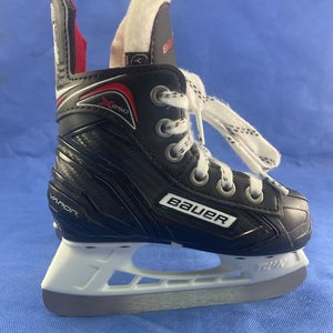 Vapor X250 Youth Size 7 Skates