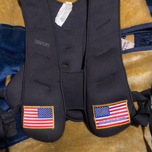 (Used) Century Weighted Vest 22 LB