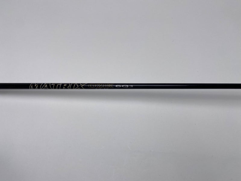 Cleveland 588 Custom Driver 9* Matrix Ozik 6Q3 Stiff Graphite Mens RH