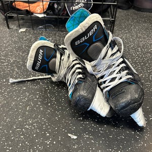 Used Bauer XLP Junior Hockey Skate Junior 04 11849-S000026855