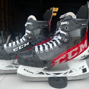 CCM JetSpeed FT4 PRO Mens Pro Stock Size 8 Hockey Skates 37352