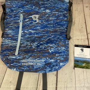 Waterproof Endeavour Geckobrands Backpack Impermeable Material Lightweight 30L