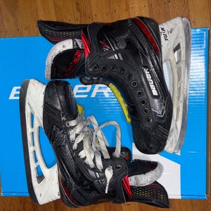 Bauer Vapor 2X Hockey Skates Regular Width   7 (Used)