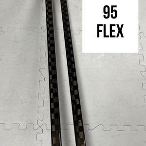 Senior(2x)Right P92 95 Flex PROBLACKSTOCK Pro Black Out Unbranded Pro Stock Nexus Hockey Sticks