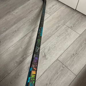 Senior Bauer Left Hand Twitch P92 (New)