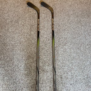Intermediate Bauer Vapor Hyperlite 2 Left Hand Hockey Stick P92  (Used)