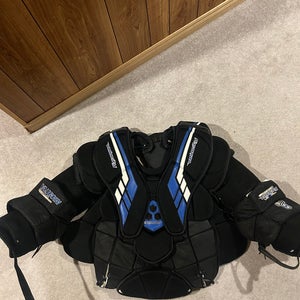 Large  Vaughn VE8 Pro Carbon Goalie Chest Protector Pro Stock (Used)