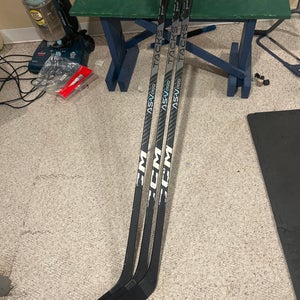 Senior CCM Super Tacks AS-V Pro Right Handed Hockey Stick P28 Pro Stock (Used)
