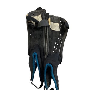 Used Soccer Shin Guards Youth White XS 11884-S000045082