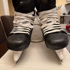 Bauer Vapor 2X Pro Senior 9.5 D Hockey Skates (Used)