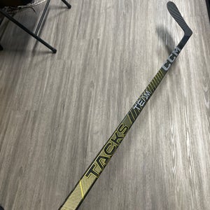 Senior CCM Left Hand P28 85 Flex (New) Tacks Team Hockey Stick