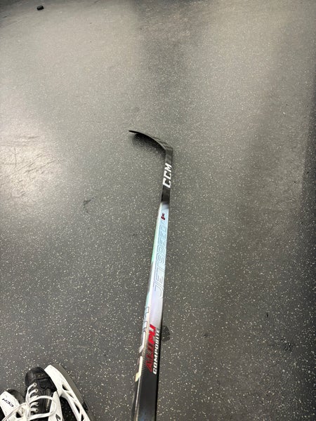 *UNRELEASED* Senior CCM Jetspeed FT8 Pro Right Handed Hockey Stick P29  (New)
