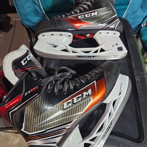 CCM JetSpeed FT460 Hockey Skates Regular Width 9.5 (Used)