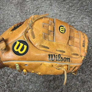 Used Wilson Advisory Staff A2466 13" Fielders Gloves